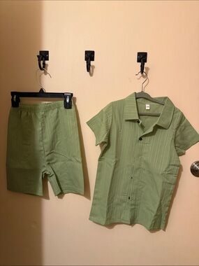 Kids Light Green Short Sleeve Shirt & Matching Shorts Set